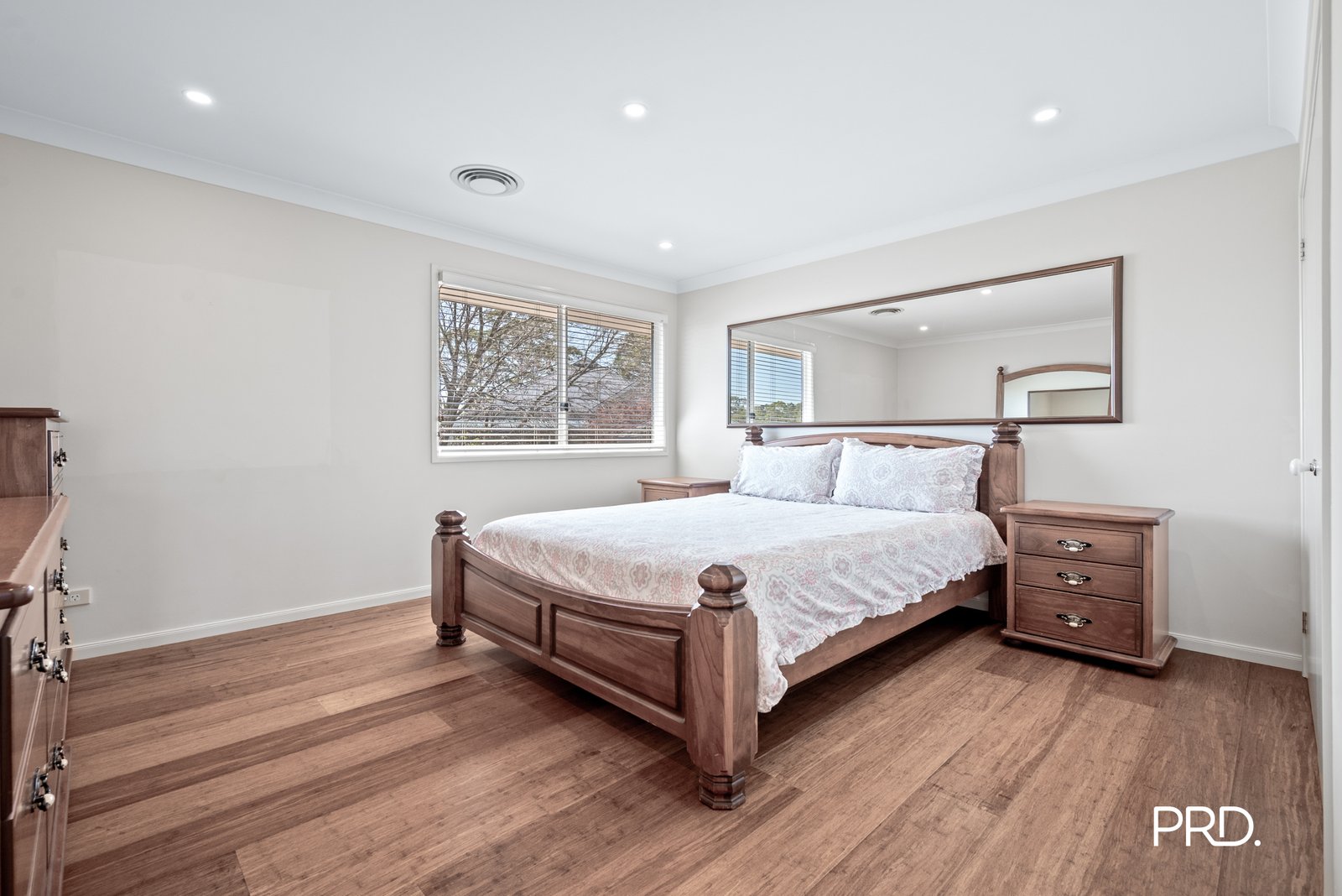 23 Barron Field Drive GLENMORE PARK 16