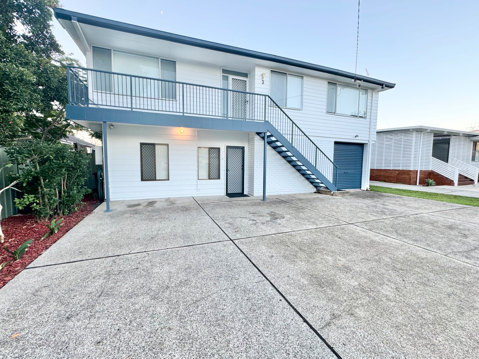 2/3 Bay Street NELSON BAY 2