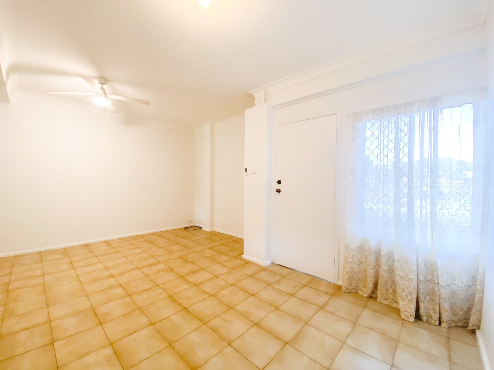 2/3 Bay Street NELSON BAY 7