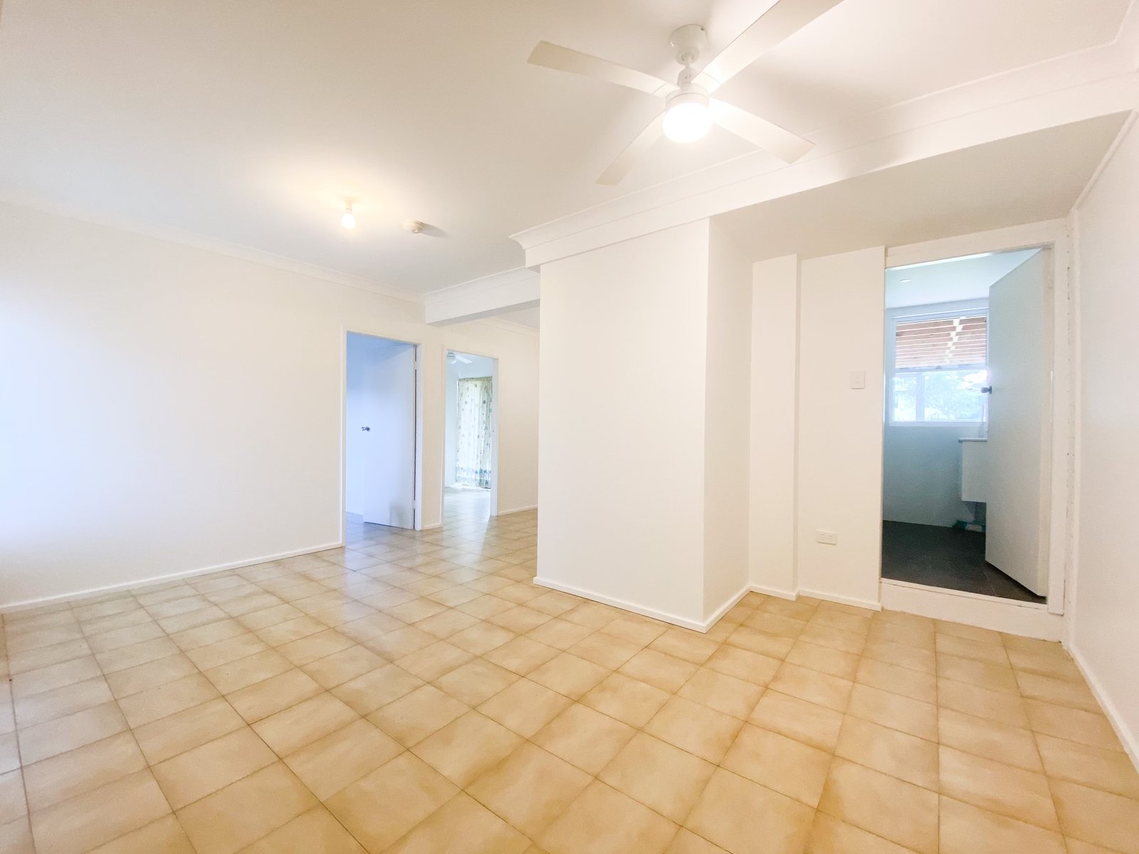 2/3 Bay Street NELSON BAY 5