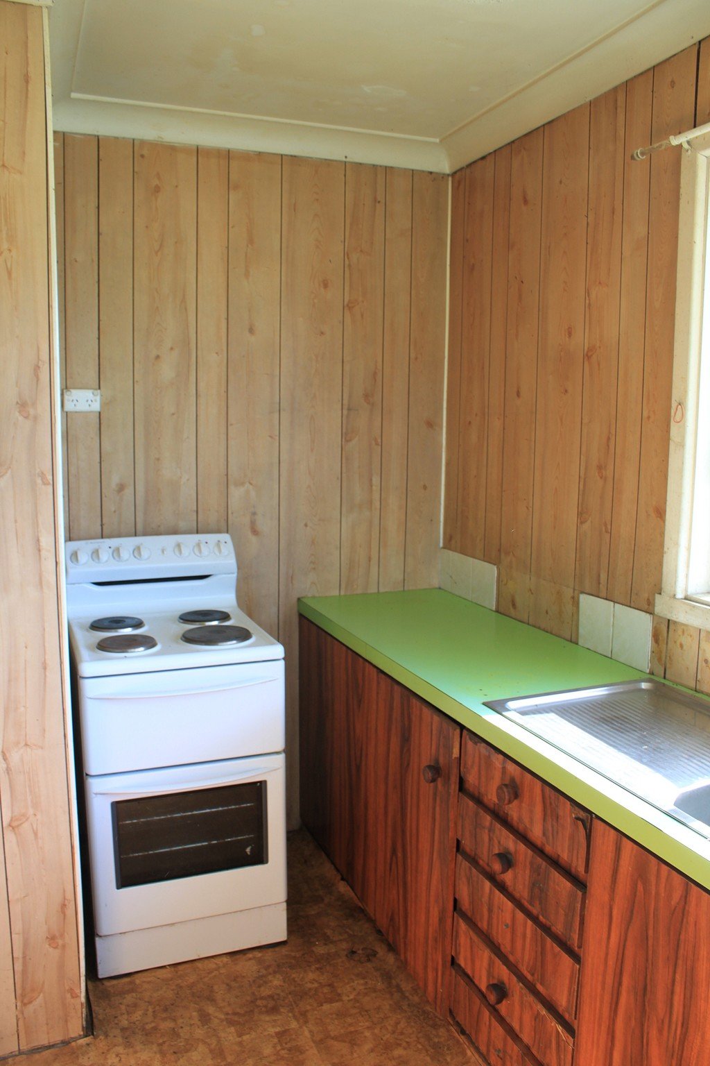 23 Bell Street TUMBARUMBA 11