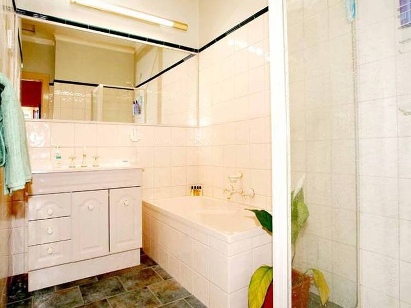 Gallery: 23 Bena Street