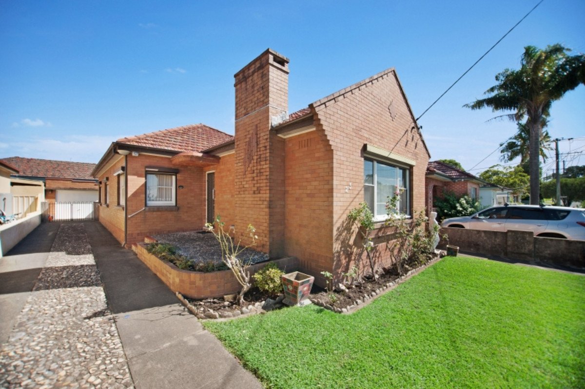23 Birdwood Street NEW LAMBTON NSW 2305