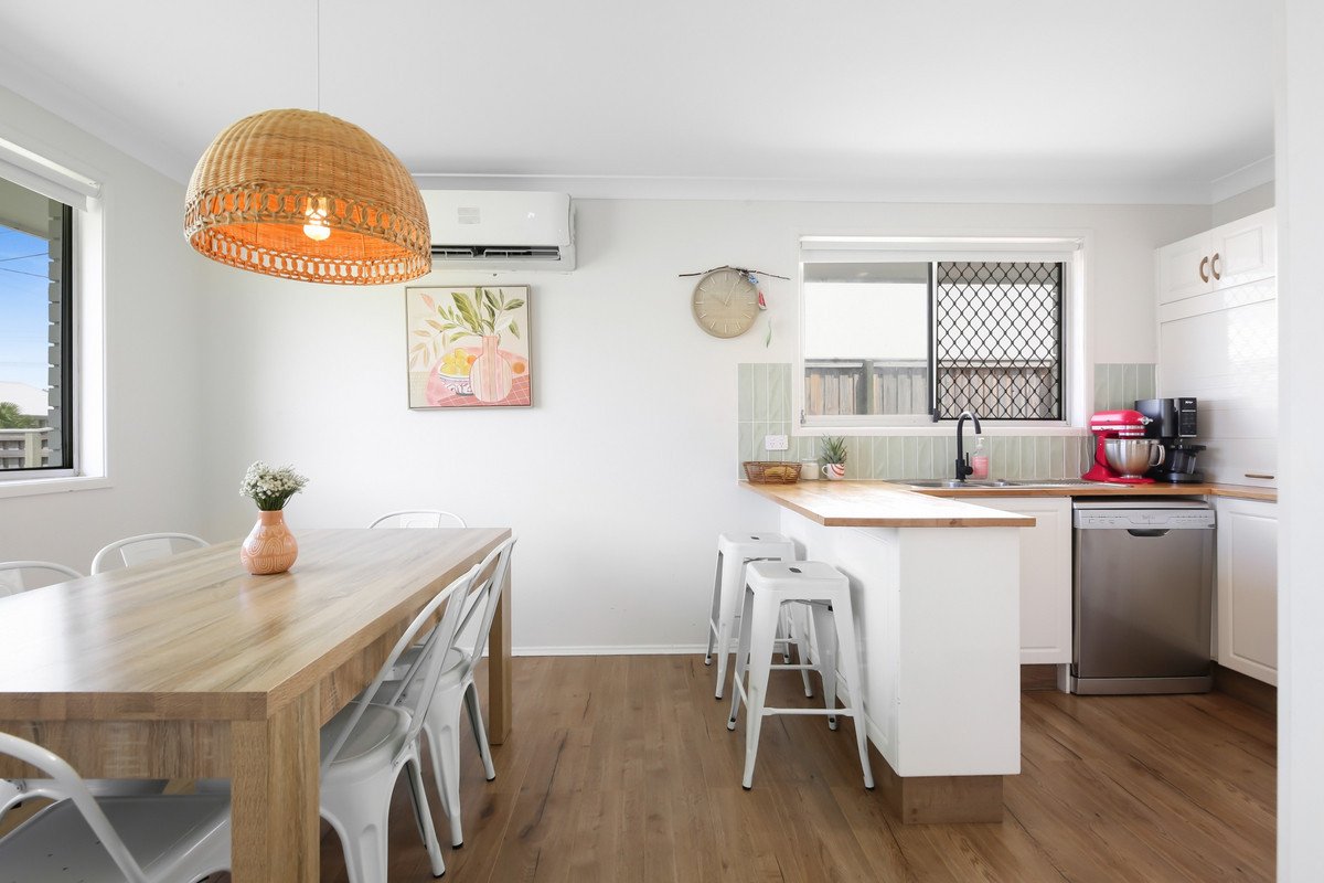 23 Birigun Street Mermaid Waters 1