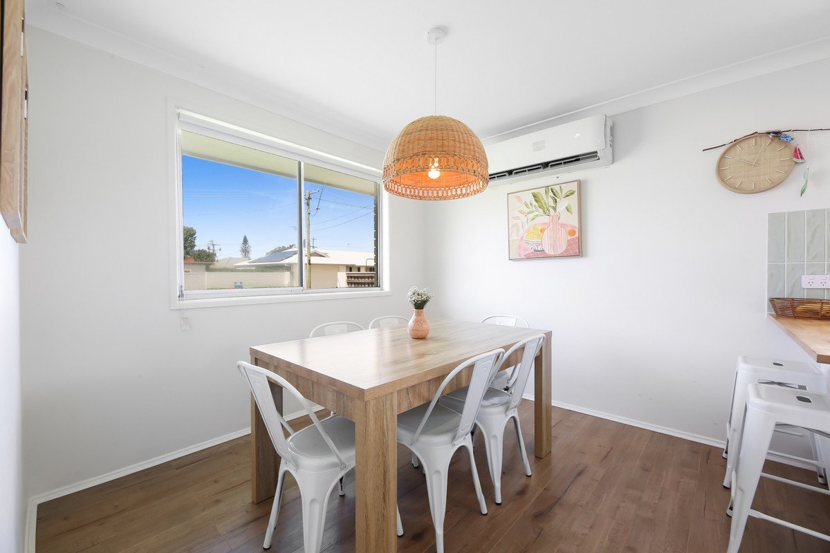 23 Birigun Street Mermaid Waters 7