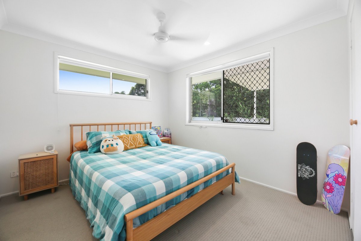 23 Birigun Street Mermaid Waters 13