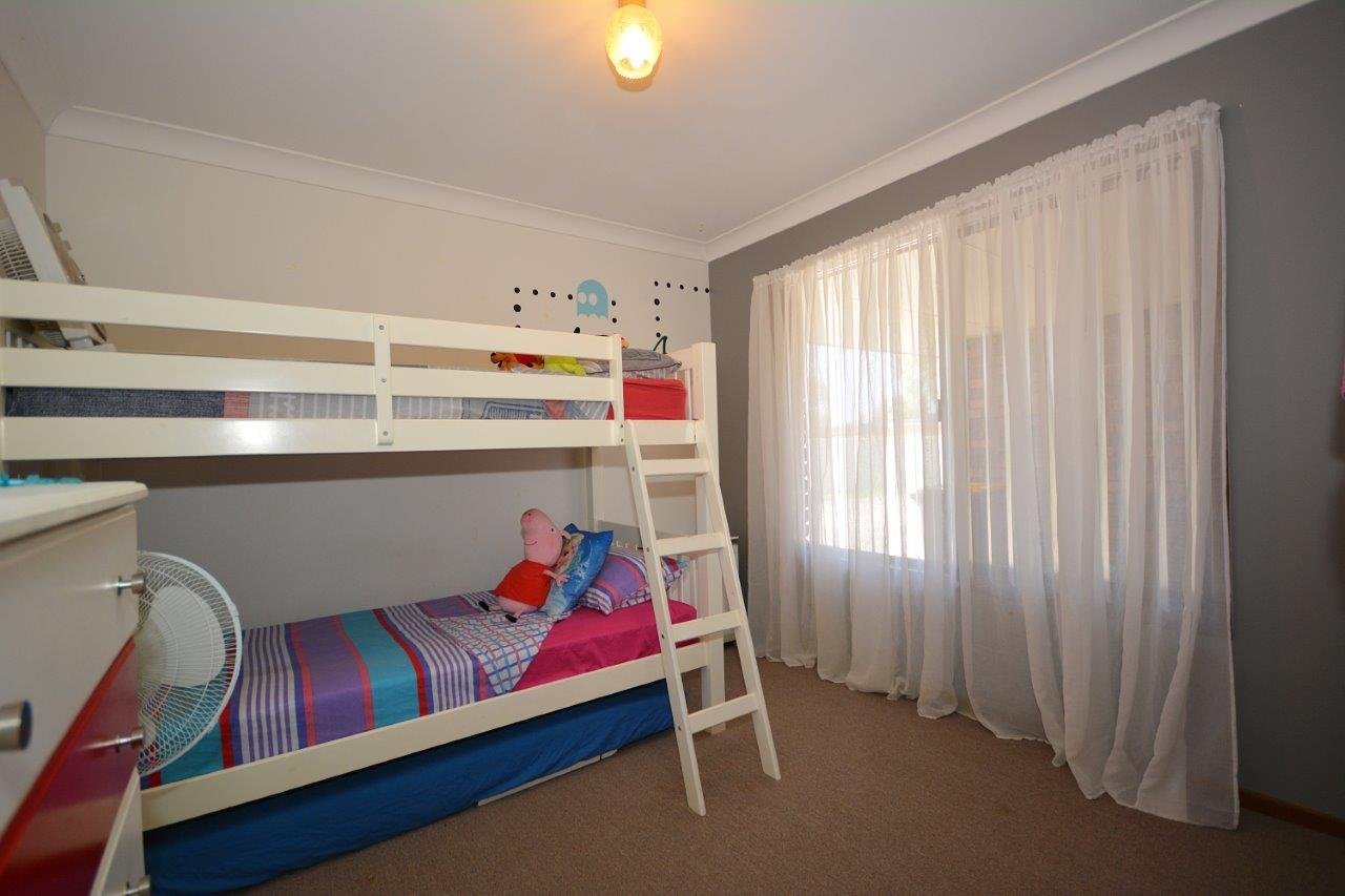 2/3 Bosun Boulevard BANORA POINT 7