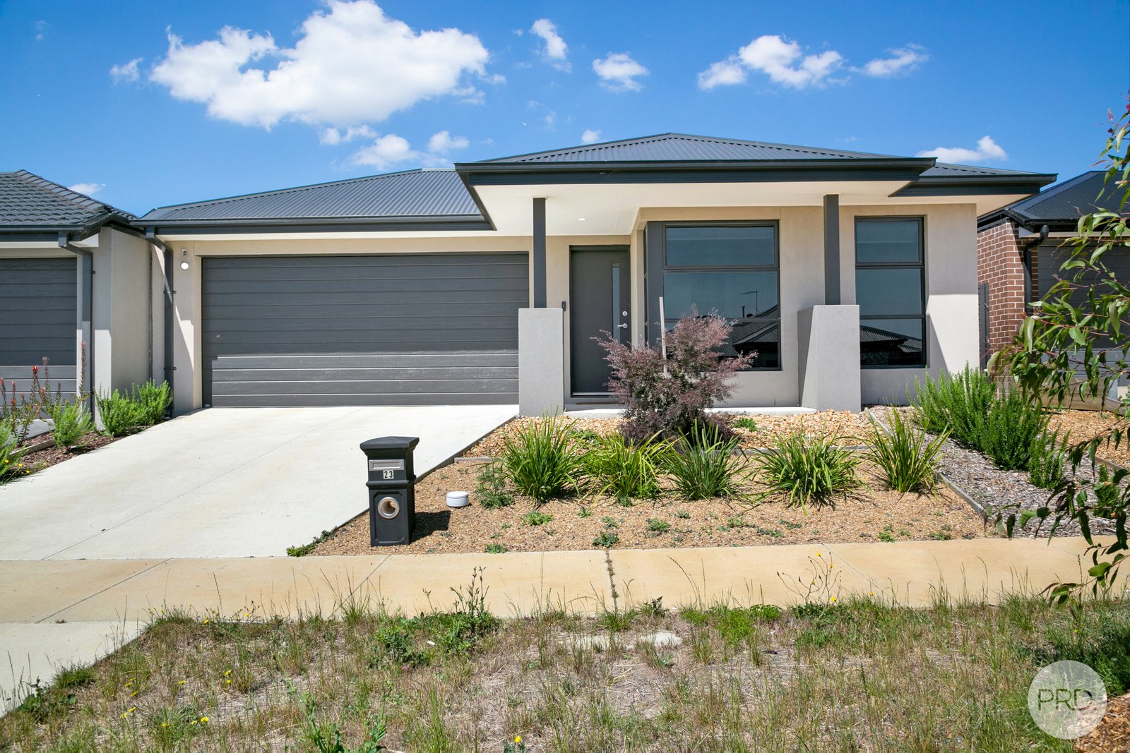 23 Bowerbird Grange WINTER VALLEY 1