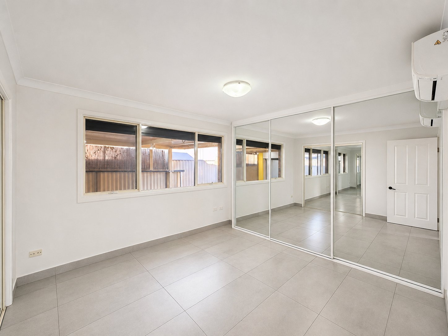 23 Brisbane Ave  LURNEA 5
