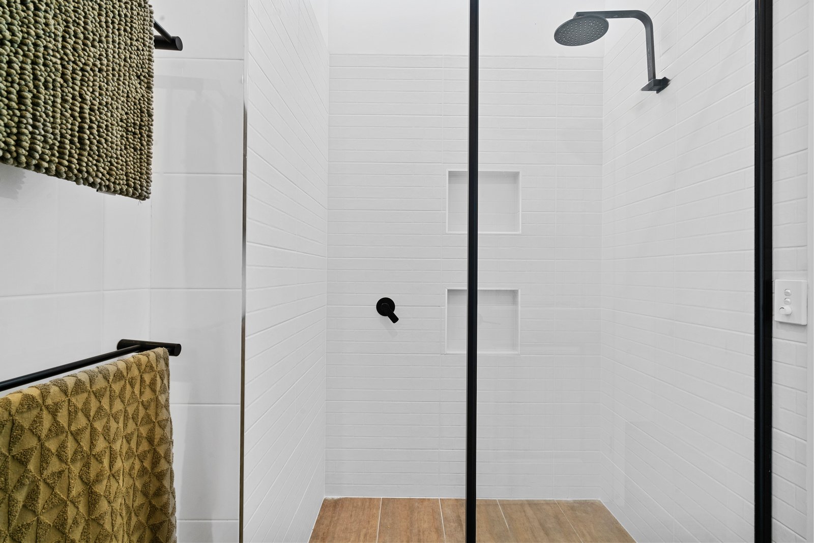 23 Broadwater Esplanade BILAMBIL HEIGHTS 13