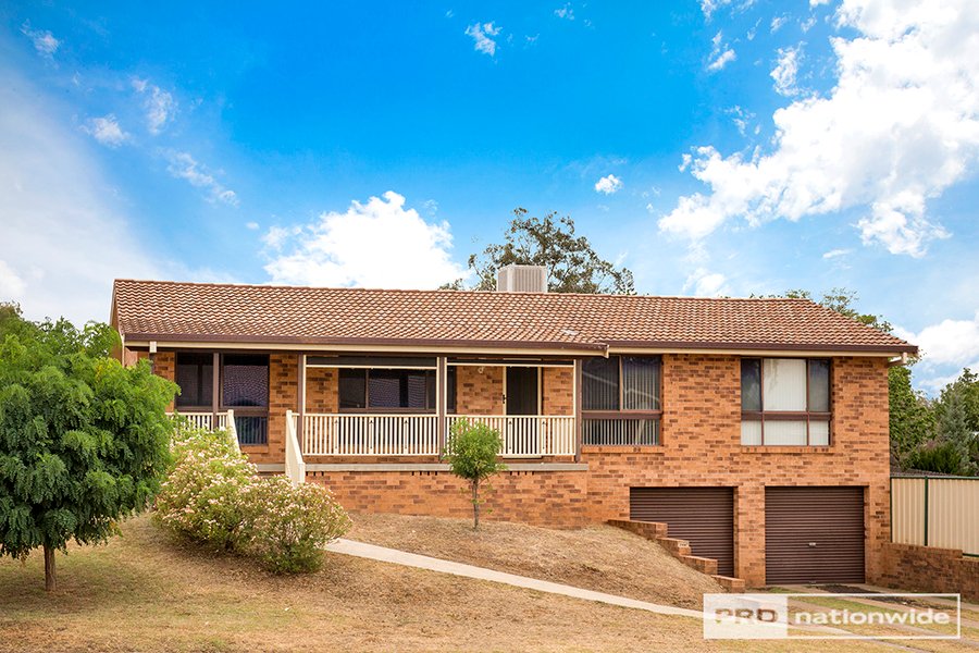 23 Brolga Way TAMWORTH 1