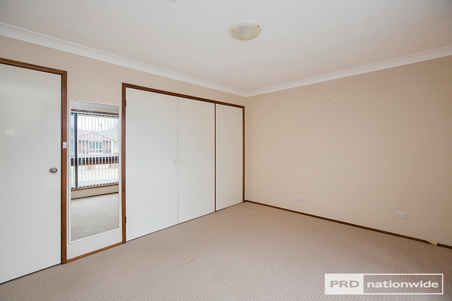 23 Brolga Way TAMWORTH 7