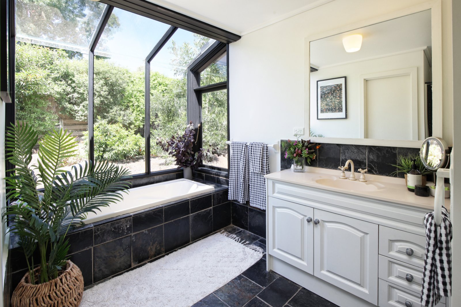 Real Estate and Property in 23 Bruce Street, Macedon, VIC