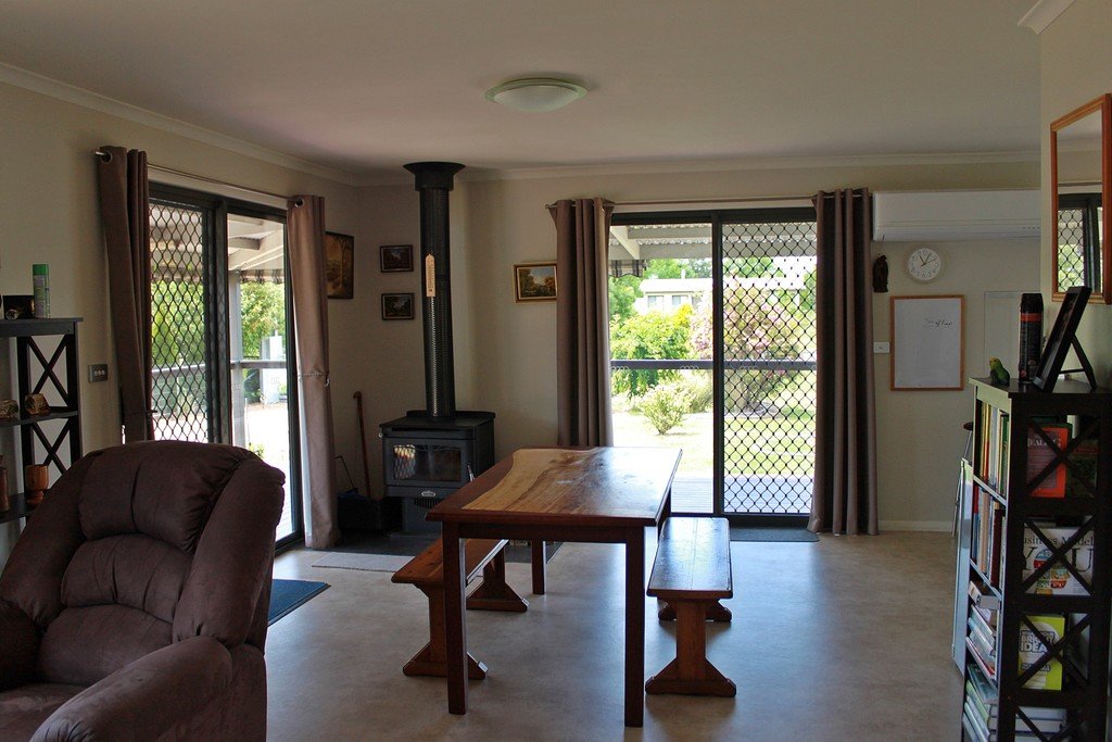 23 Carabost Street TUMBARUMBA 4