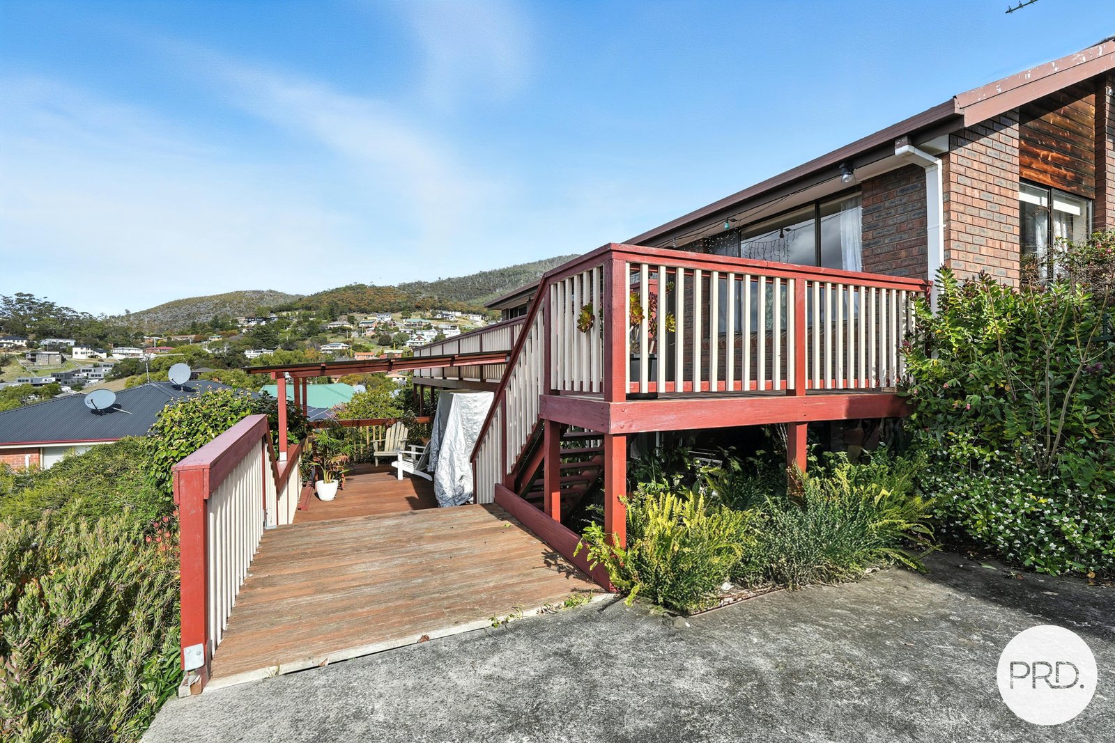 23 Carcoola Street CHIGWELL 28