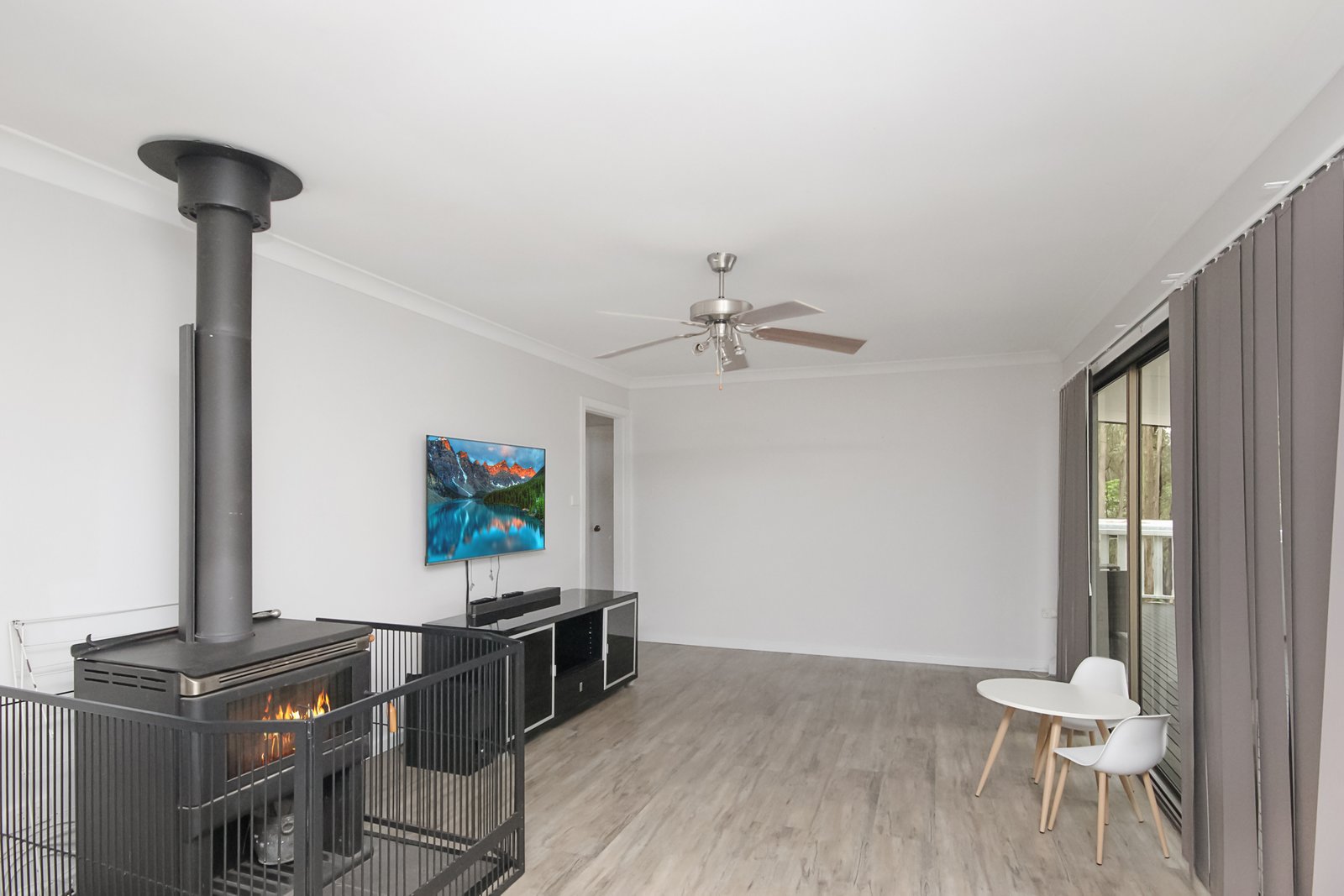 23 Caringal Drive MIDDLE BROTHER 2