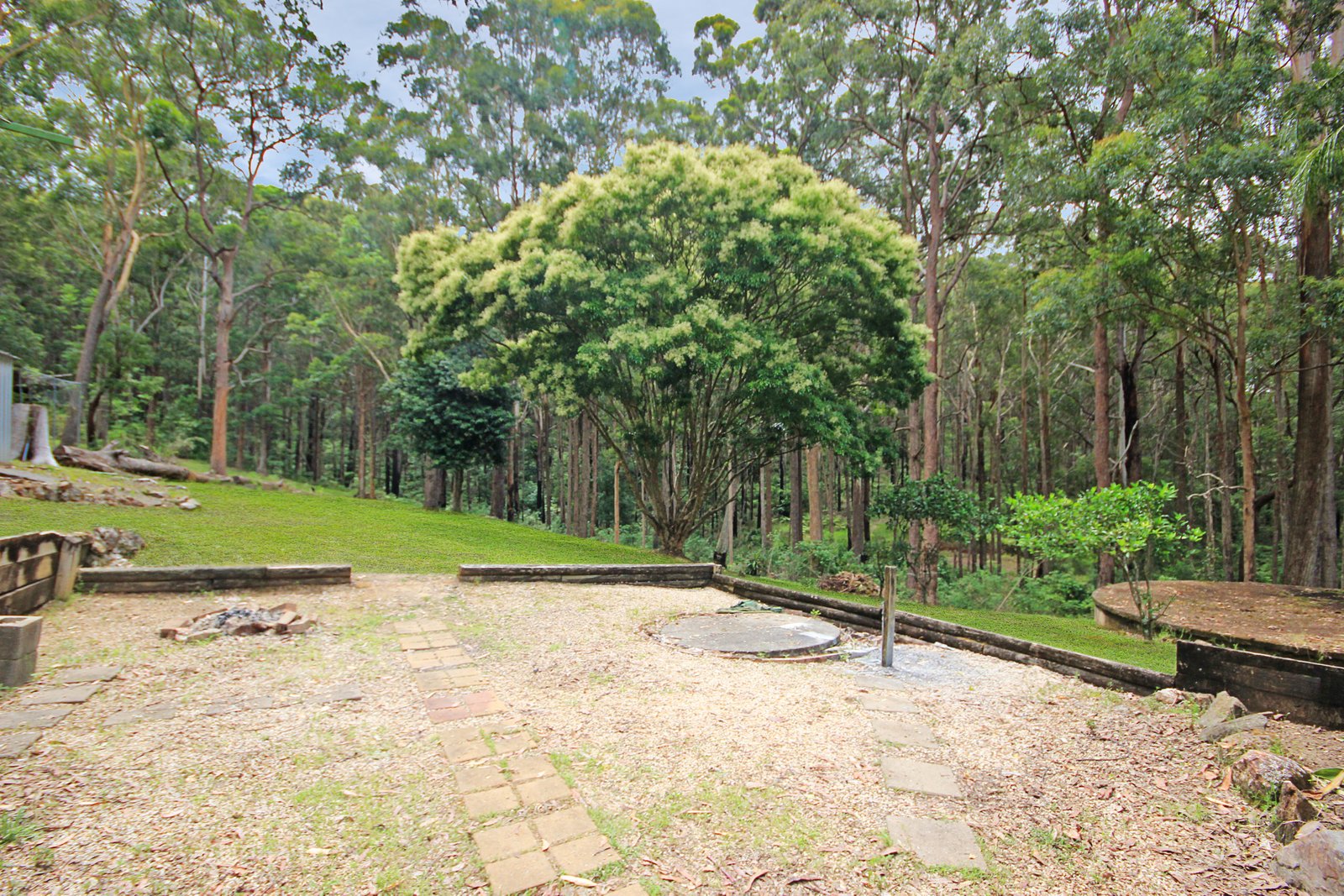 23 Caringal Drive MIDDLE BROTHER 11