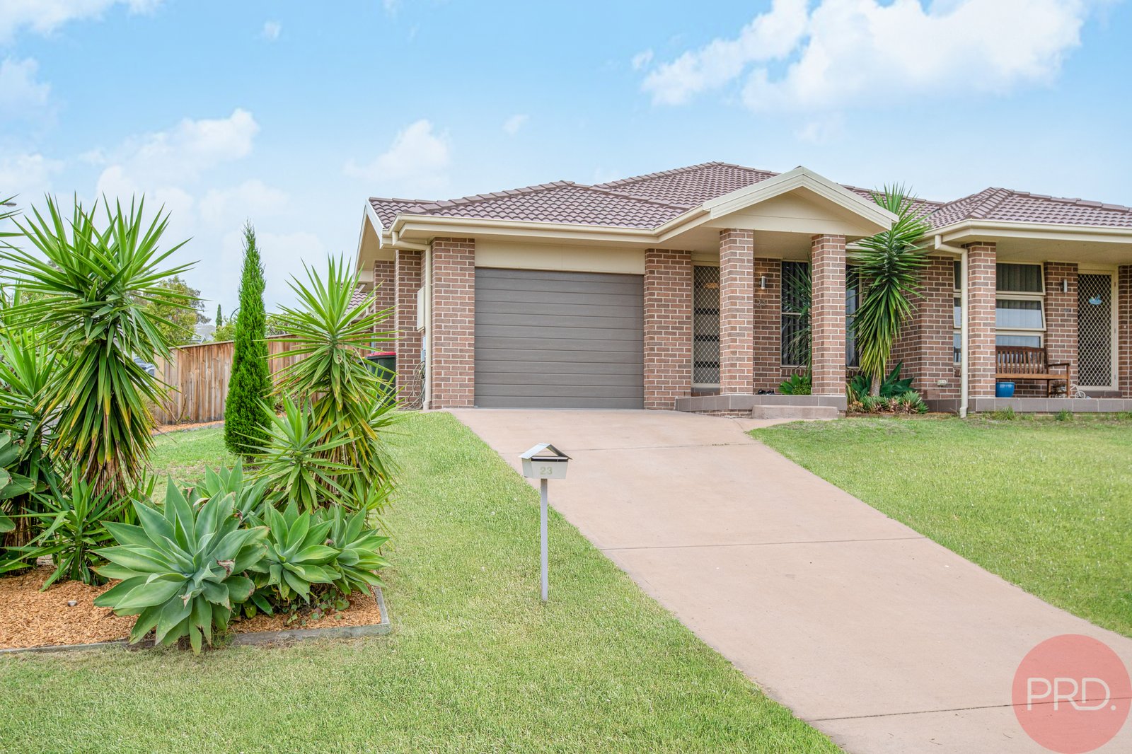 23 Carnarvon Circuit EAST MAITLAND 1