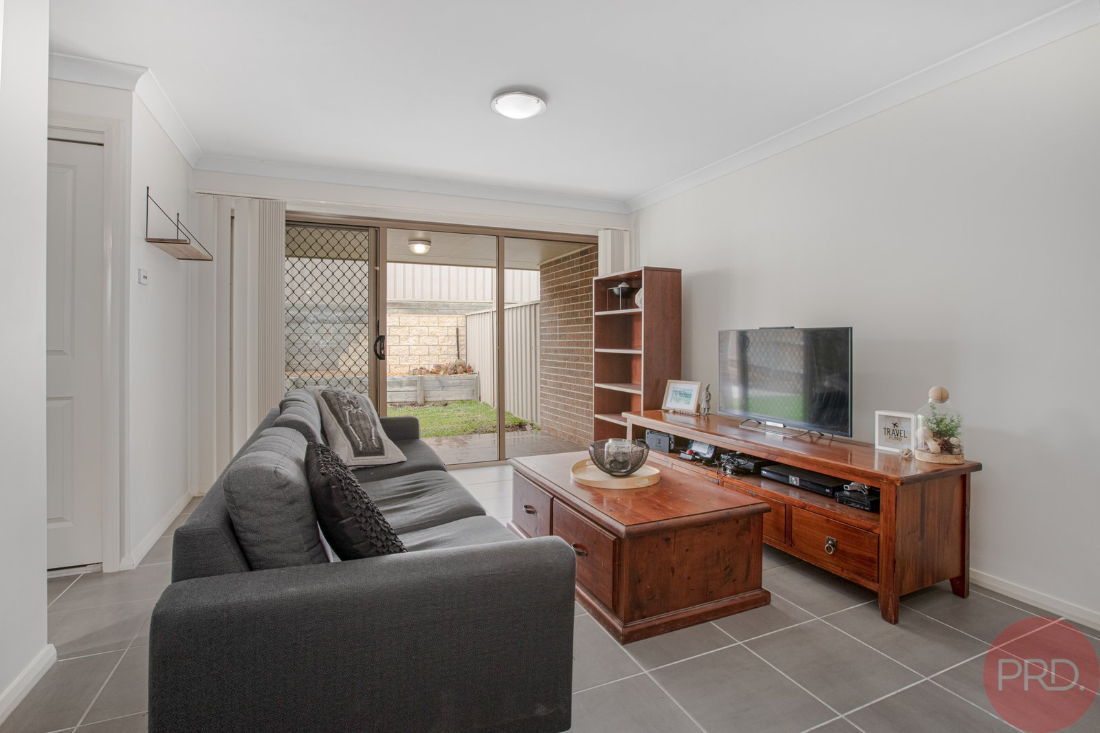 23 Carnarvon Circuit EAST MAITLAND 2