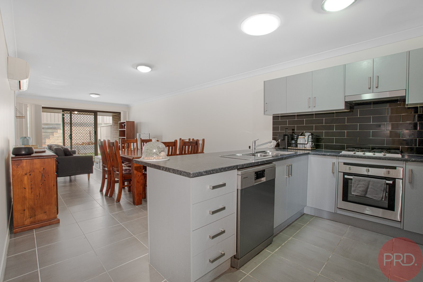 23 Carnarvon Circuit EAST MAITLAND 5