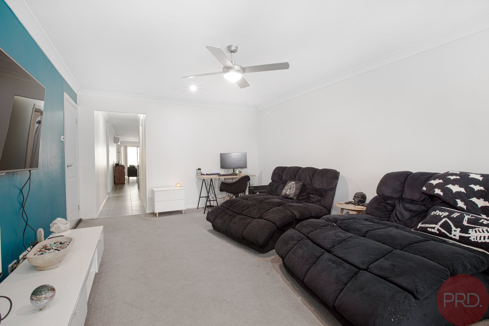 23 Carnarvon Circuit EAST MAITLAND 8