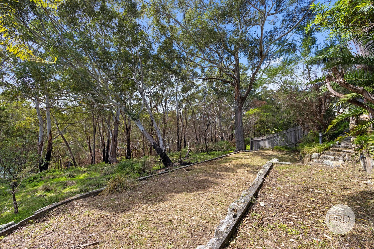 23 Carter Crescent GYMEA BAY 19
