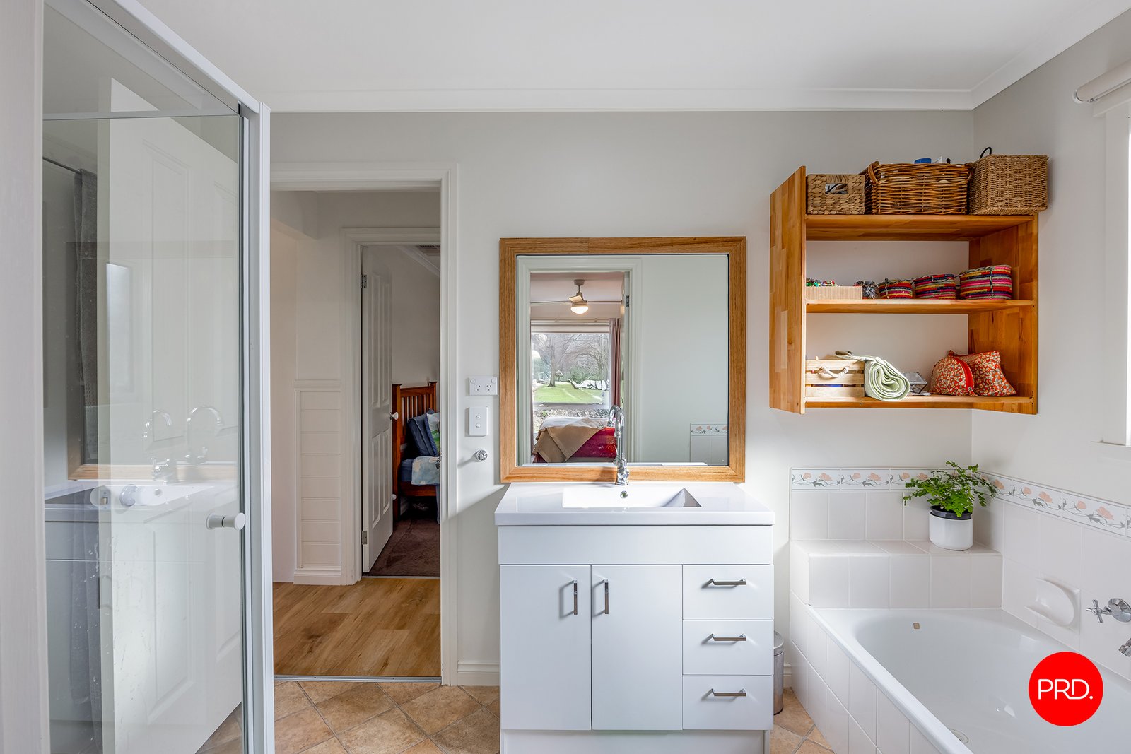 23 Castles Crescent KYNETON 9