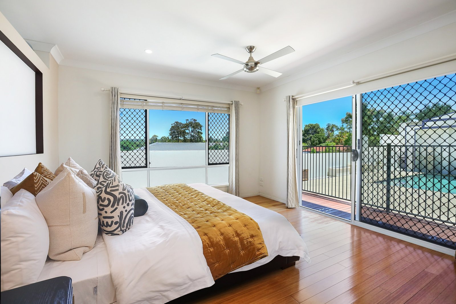 23 Casuarina Drive MOLENDINAR 9