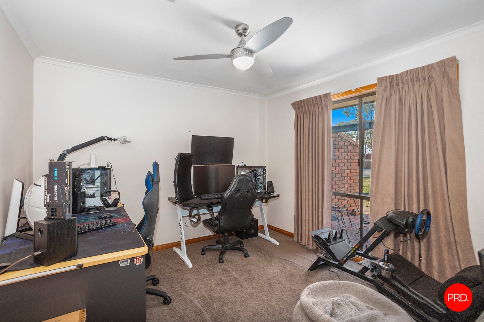 23 Cedar Drive ASCOT 14