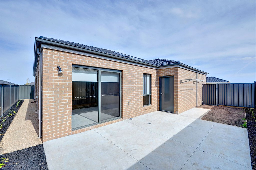 23 Charolais Street DELACOMBE 7