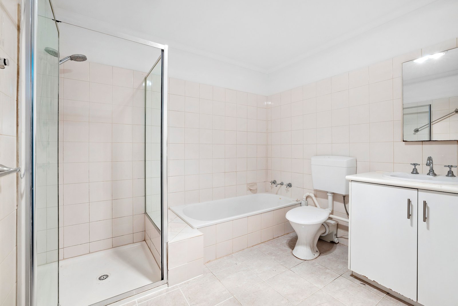 Real Estate and Property in 23 Clifford Street, Port Melbourne, VIC