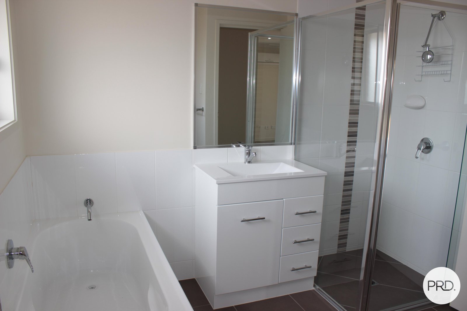 23 Clover Crescent BOYNE ISLAND 3