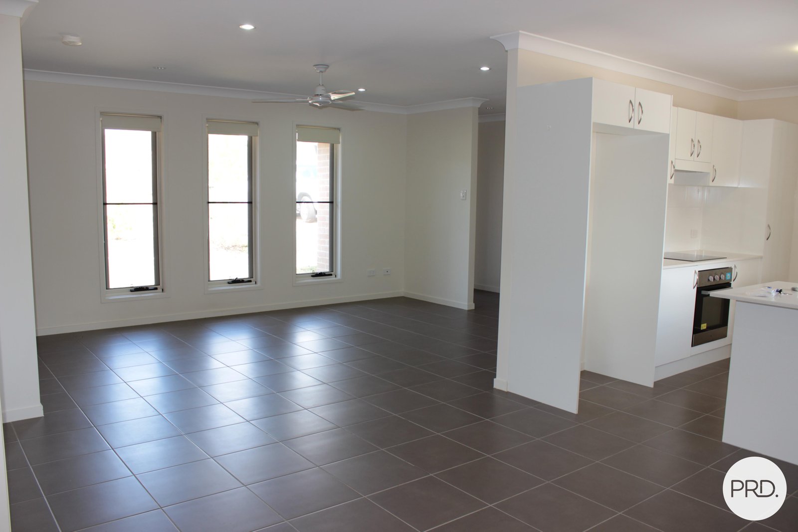 23 Clover Crescent BOYNE ISLAND 9