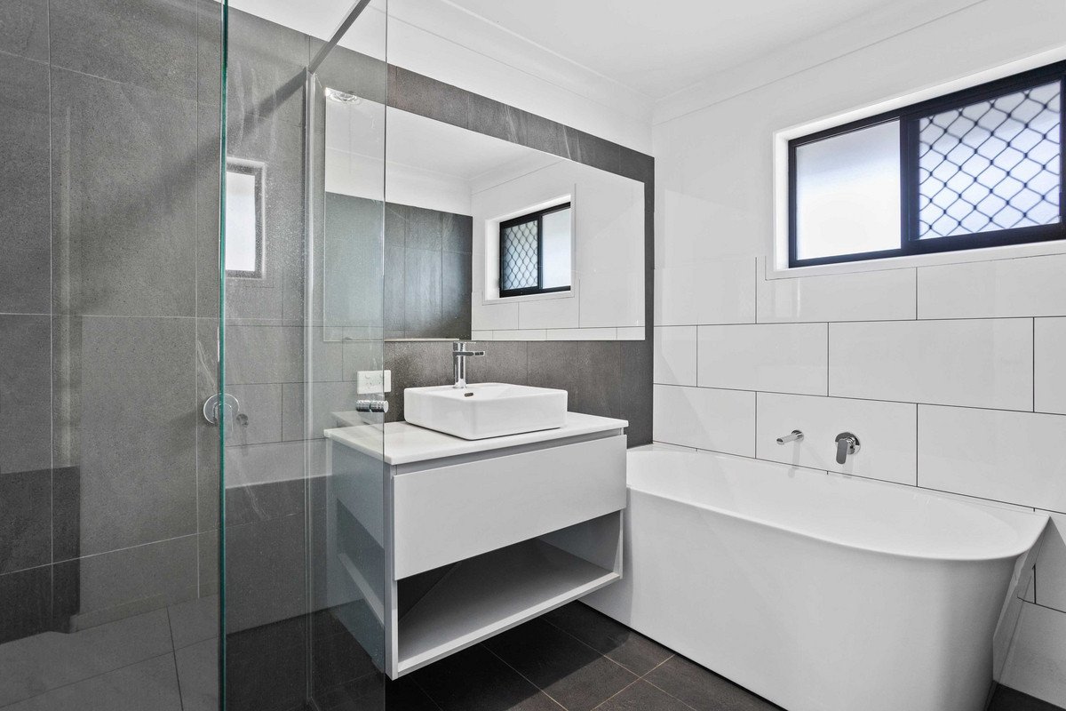 23 Colvillea Court Palm Beach 9