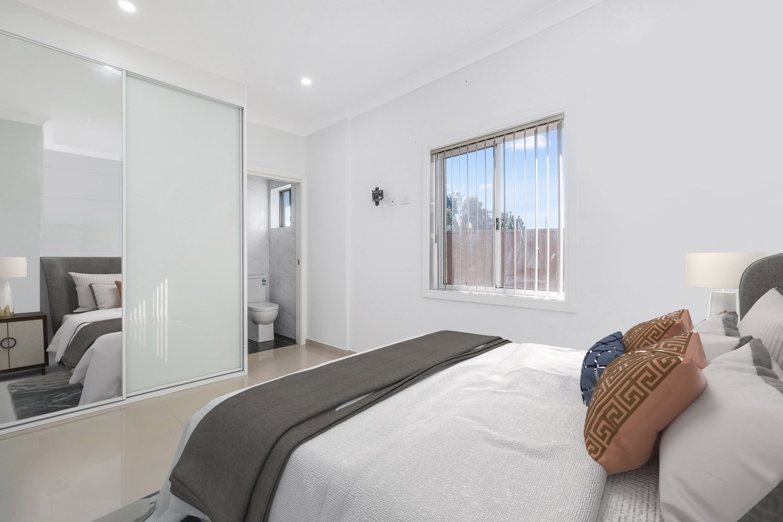 23 Coolaroo Crescent LURNEA 8