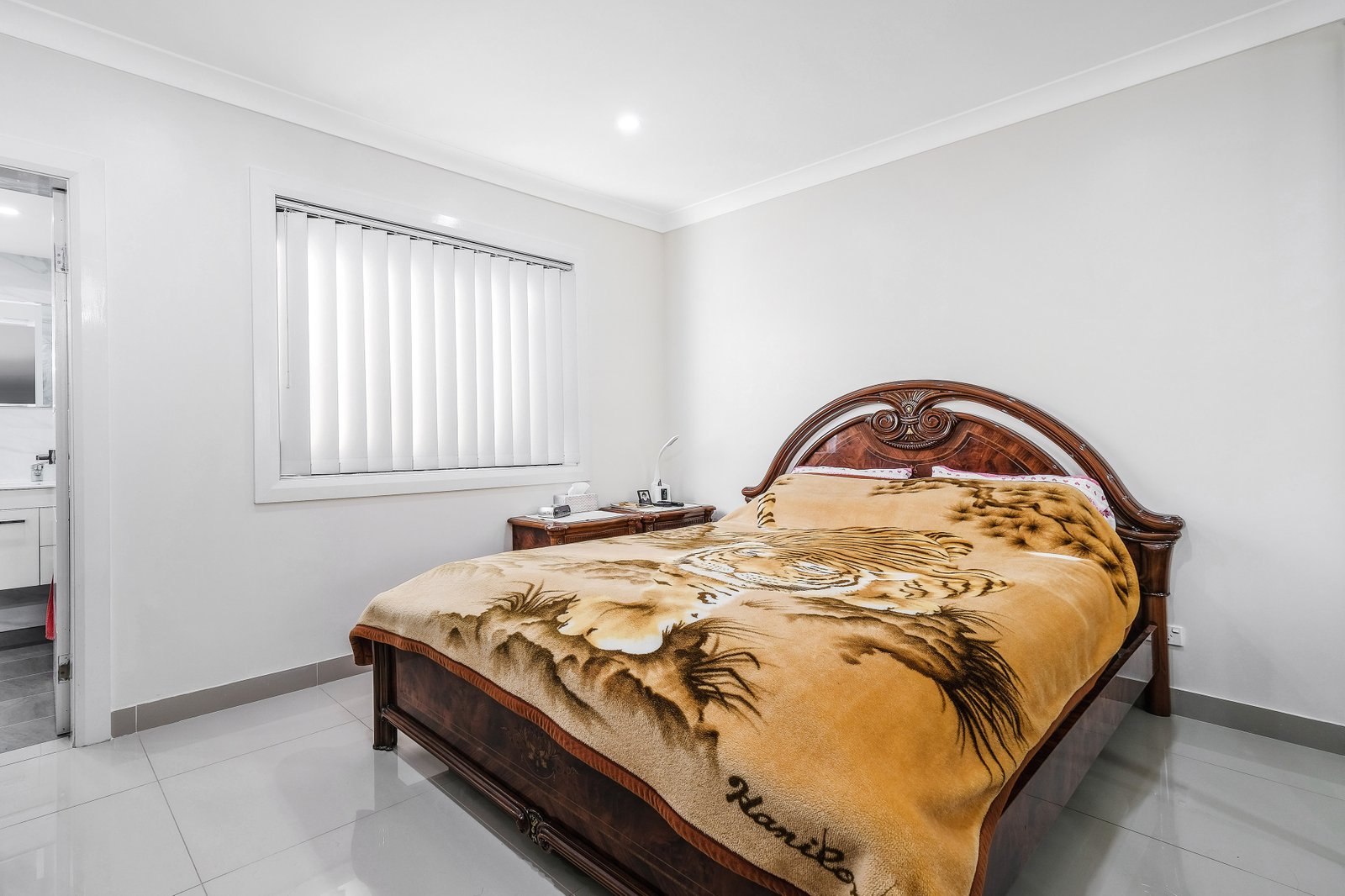 23 Coolaroo Crescent LURNEA 14