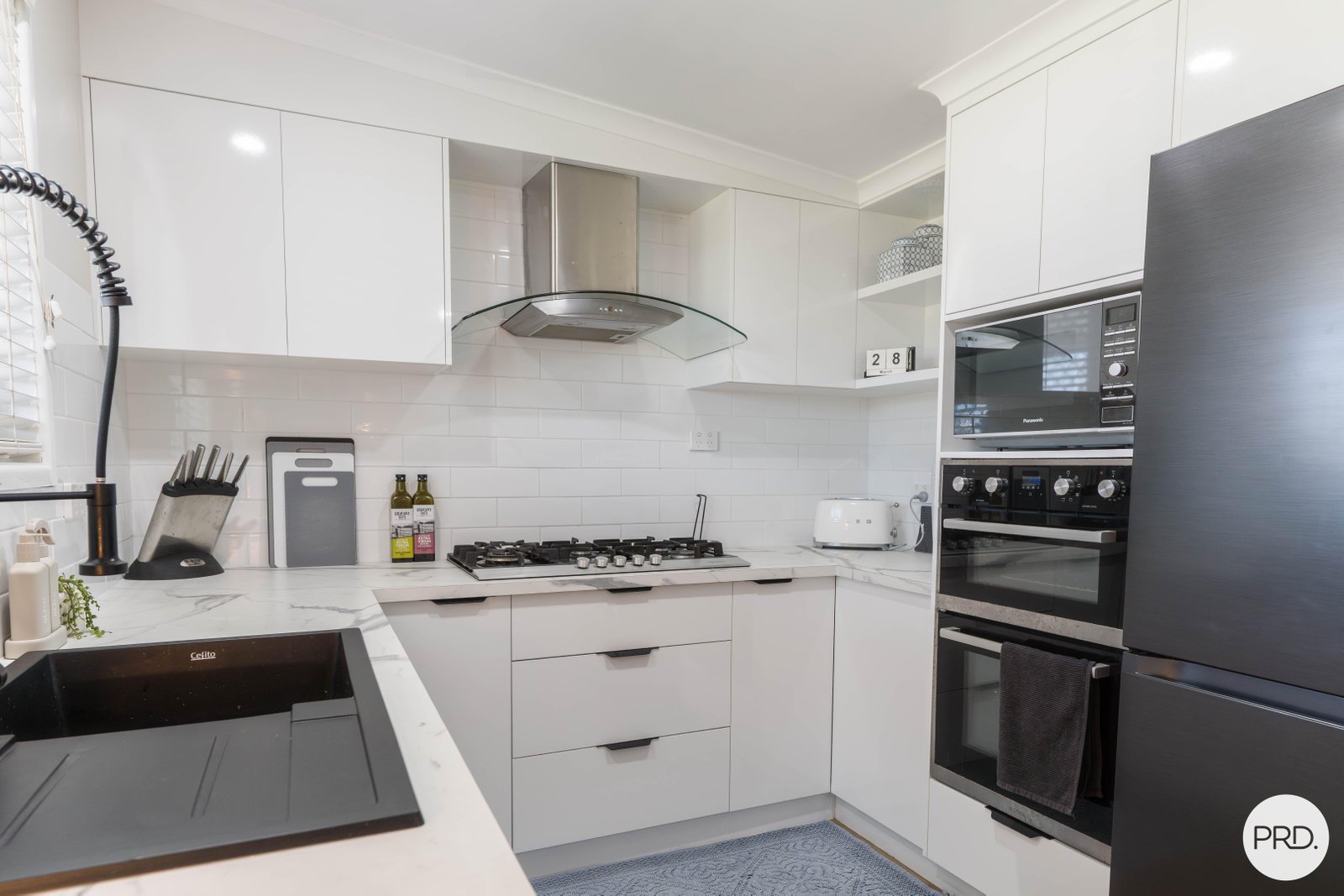 23 Cooper Avenue CAMPWIN BEACH 8
