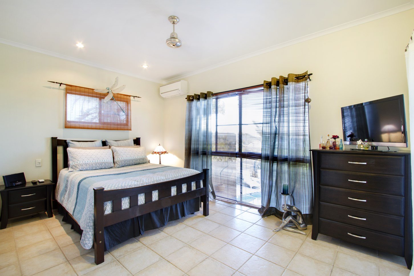 23 Country Road CANNONVALE 9