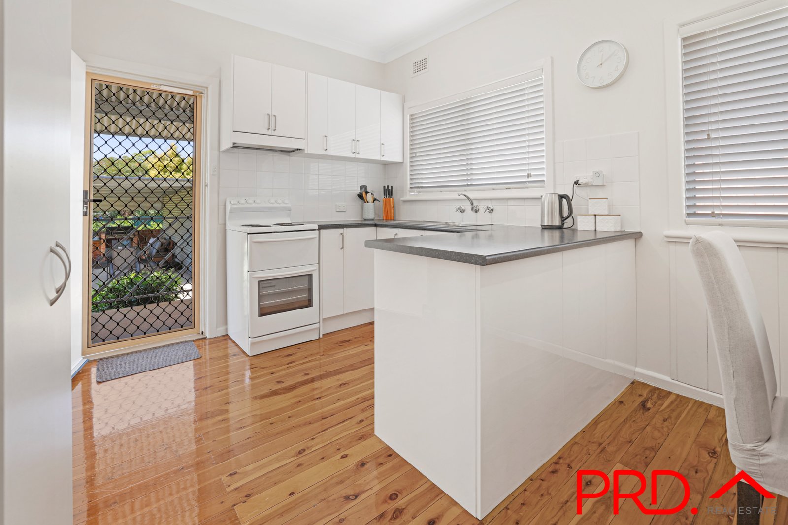 23 Croydon Avenue TAMWORTH 7