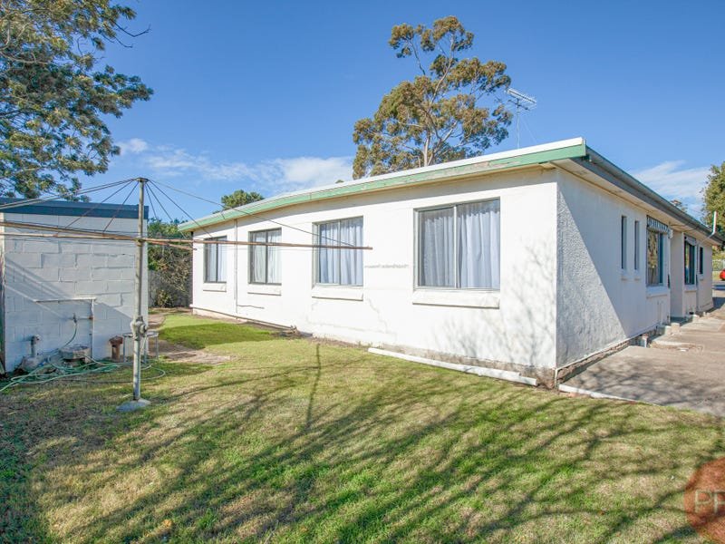 2/3 Cumberland Street EAST MAITLAND 11