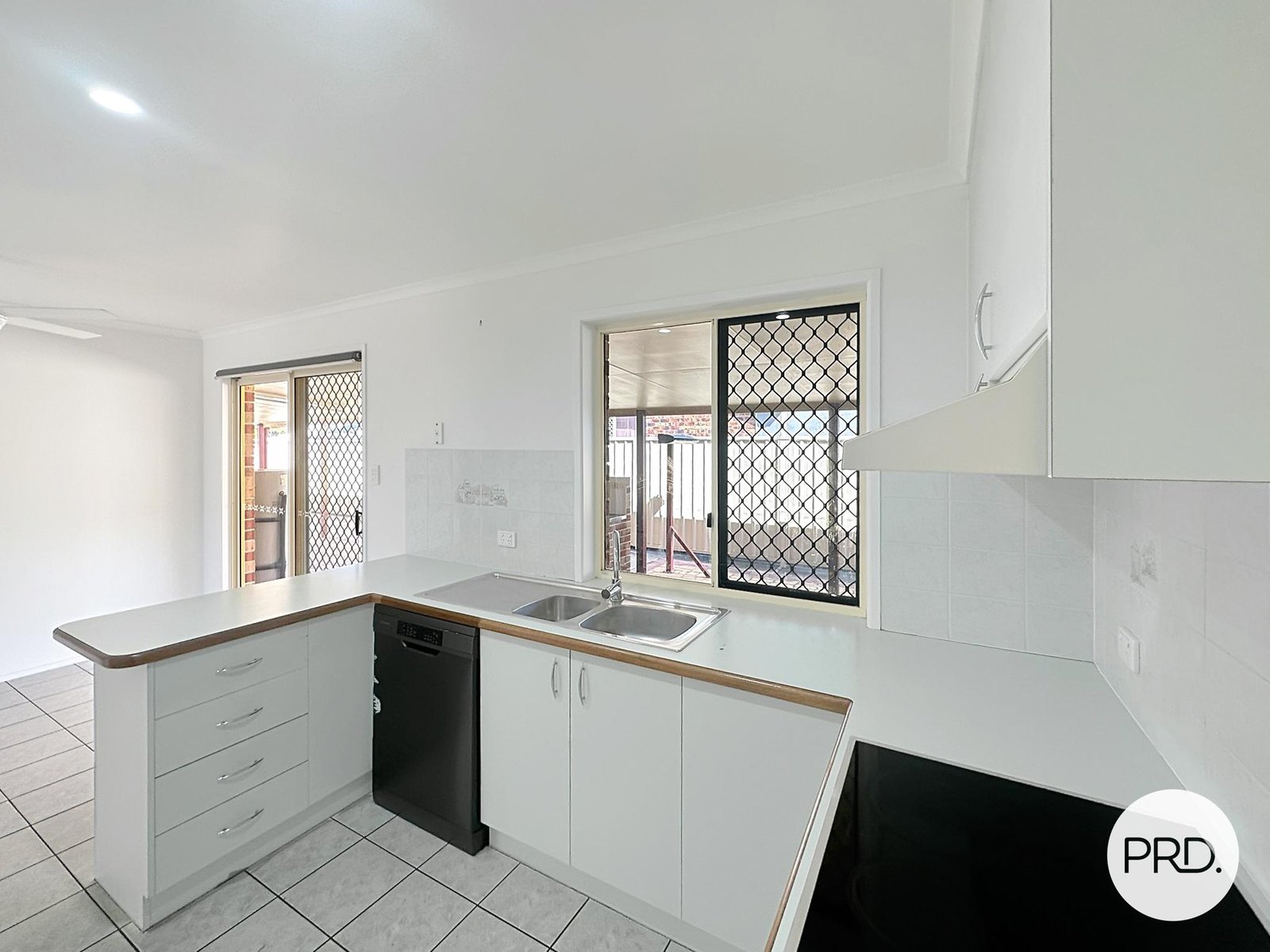 23 Curtis Avenue BOYNE ISLAND 2