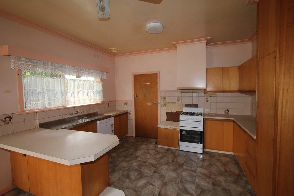 23 Cuthberts Road ALFREDTON 3