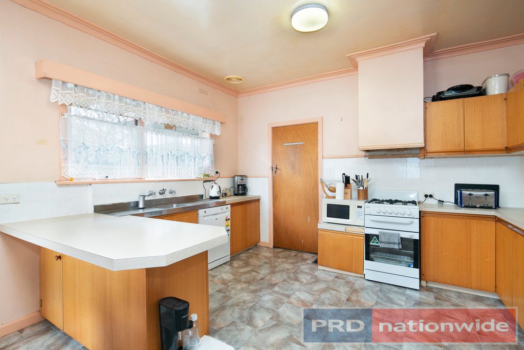 23 Cuthberts Road ALFREDTON 3