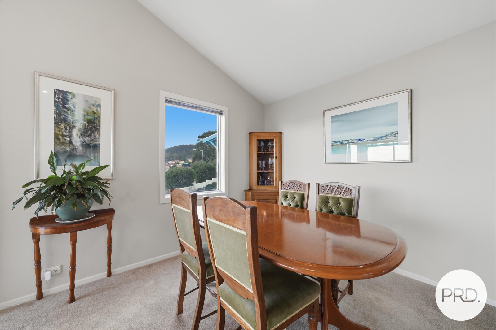 2/3 Cyrus Court ROSE BAY 5