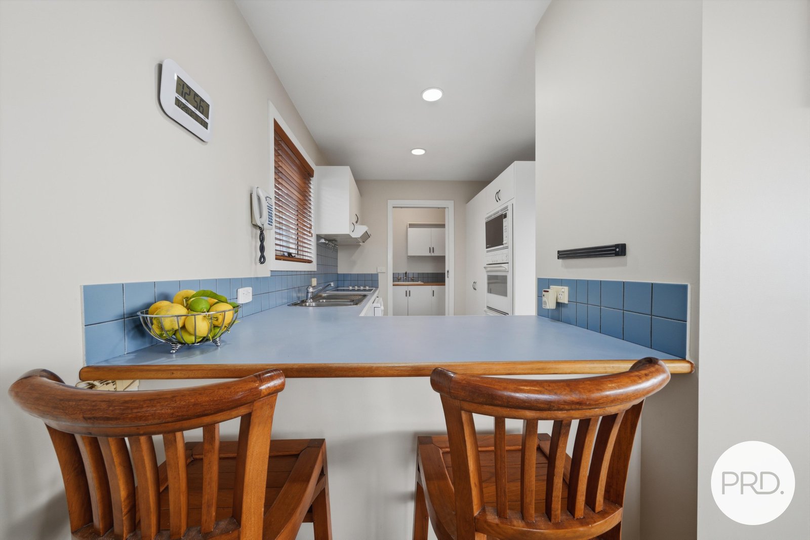 2/3 Cyrus Court ROSE BAY 6