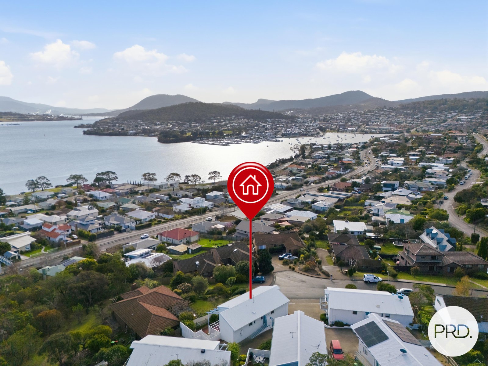 2/3 Cyrus Court ROSE BAY 18