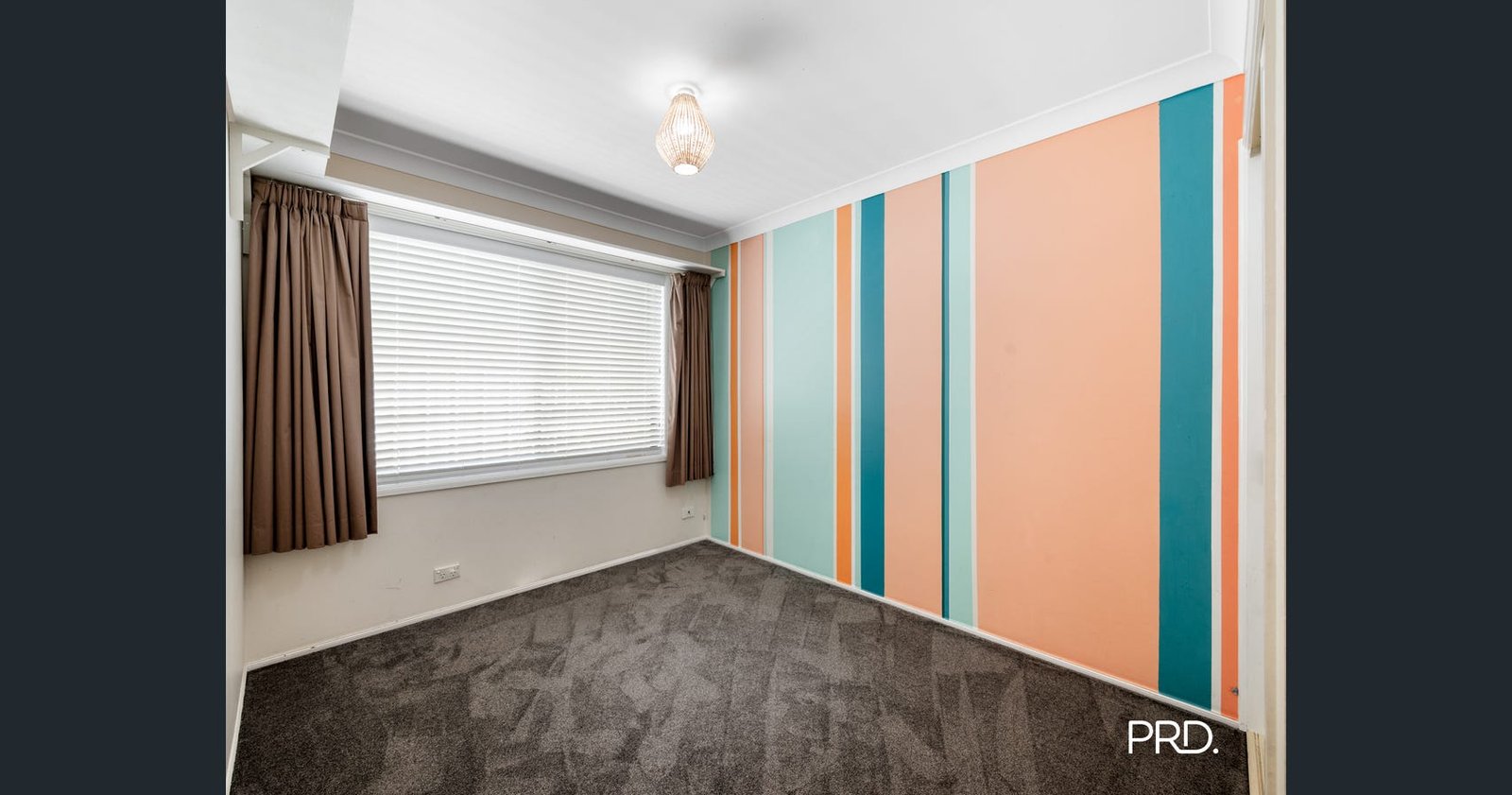 23 Dara Cres  Glenmore Park 6