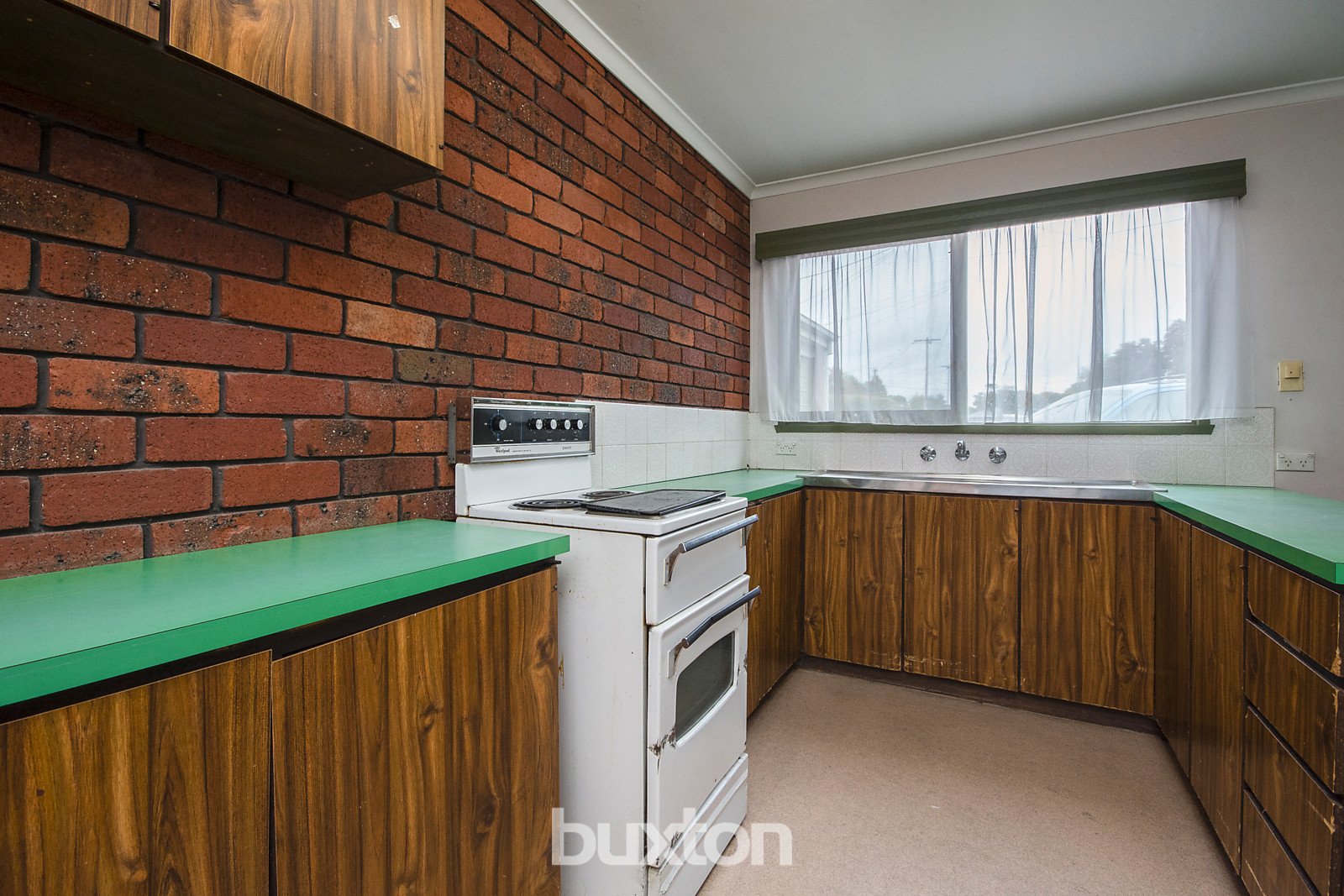 Gallery: 2/3 De Vere Court