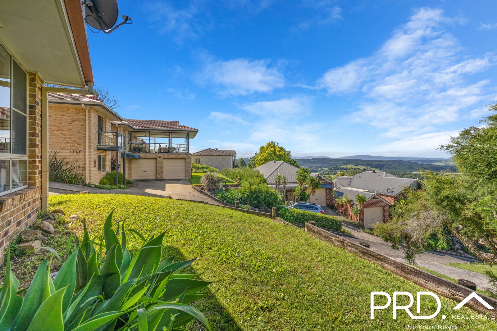 23 Deloraine Road LISMORE HEIGHTS 11