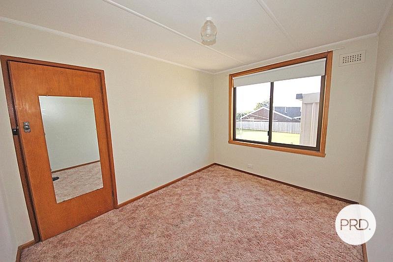 23 Dempster Street CLAREMONT 8